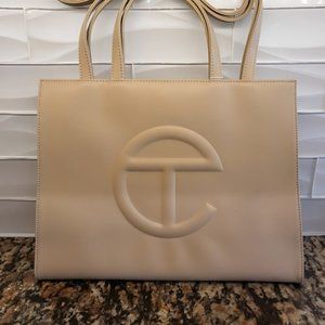🐕Telfar Medium Shopping Bag - Cream🐼